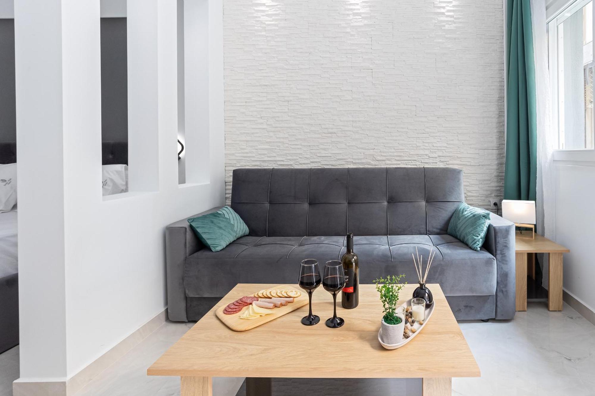 New Luxury Apartment In Downtown Салоники Экстерьер фото